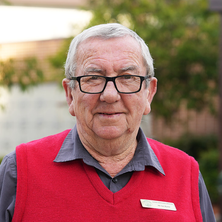 staff-ian