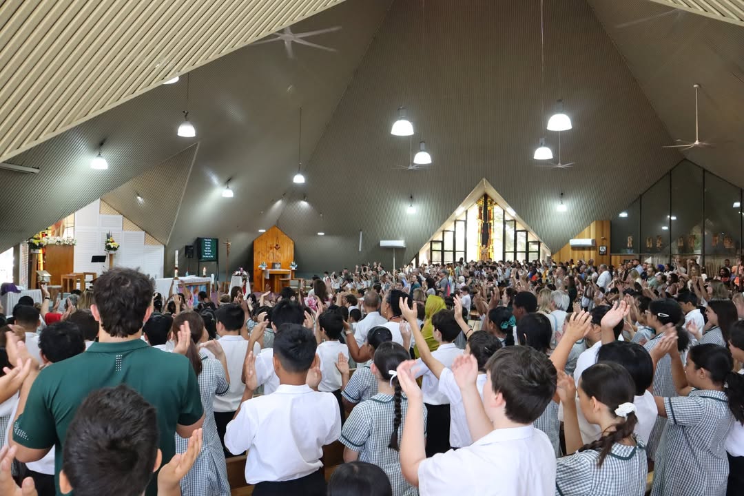 690469746197715_1391895836055099-1